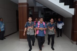 Kejati Sumut Amankan 2 Tersangka Terduga Korupsi Pemotongan Dana BOS SMA/SMK Se-Kabupaten Batubara