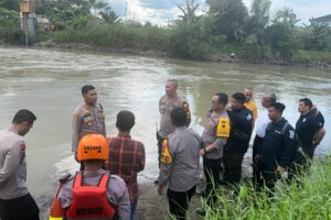 Personel Polsek Padang Hilir Hanyut di Sungai Padang, Tim SAR Brimob Batalyon B Polda Sumut Lakukan Pencarian Intensif di Tebing Tinggi